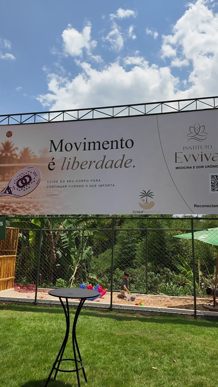 Outdoor do Instituto Evviva na inauguração do Cristal Beach Club